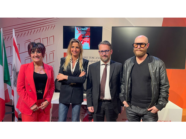 Presentata in Consiglio regionale la mostra "Il Caso" dell'artista montevarchino Cristian Bardelli